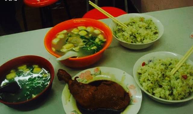 粒粒香咸肉菜饭骨头汤