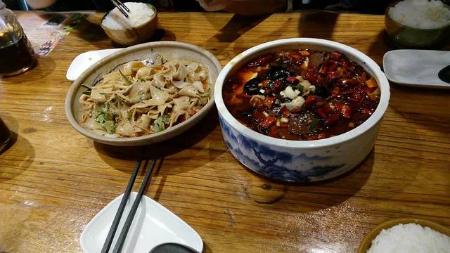 四季味道小馆(滨江道店)