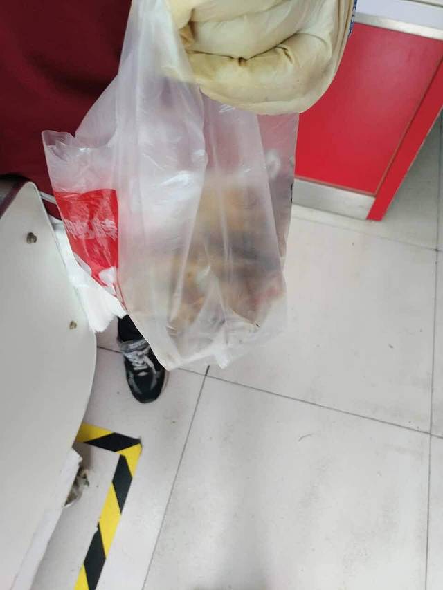 绝味鸭脖(黄海路店)