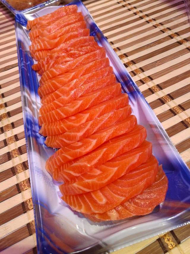 蓝海金鳍三文鱼(埠西店)