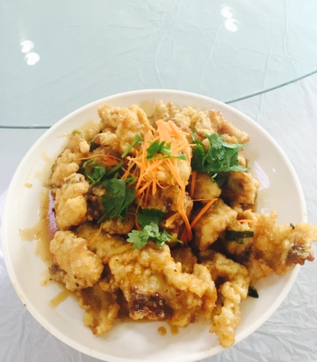 松花湖张钦岭鱼宴楼