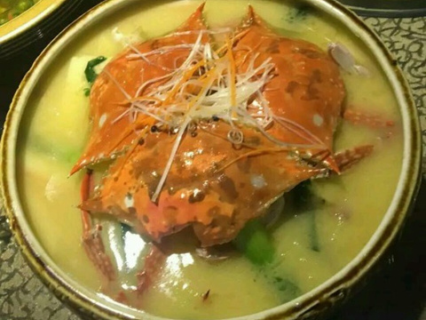 俏锅渔铜锅石爆鱼