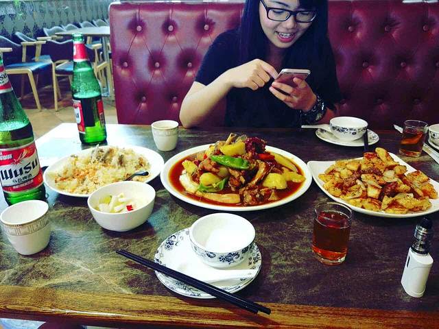 清真新疆美食村(惠新店)