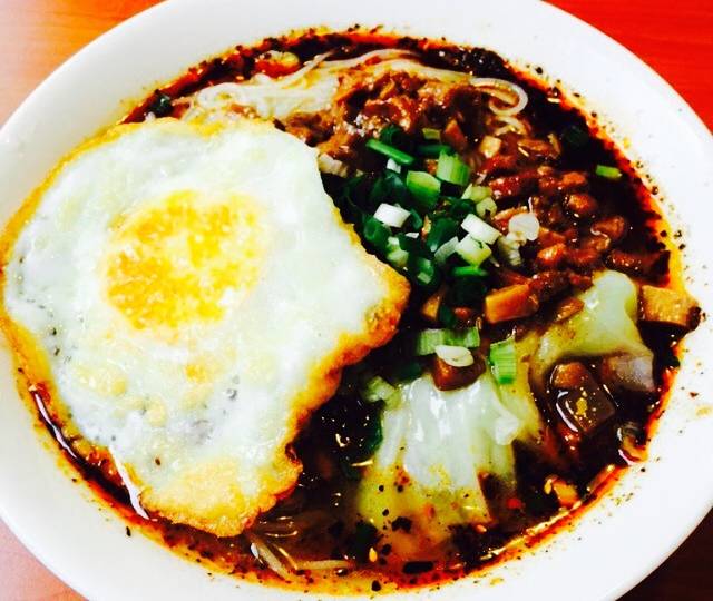 渝吧小馆(解放碑步行街店)