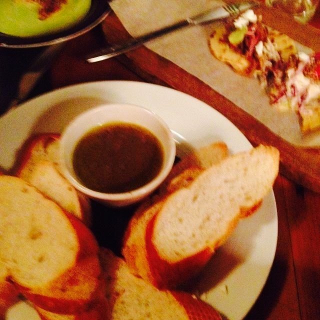 Louies Cafe & Tapas Bar