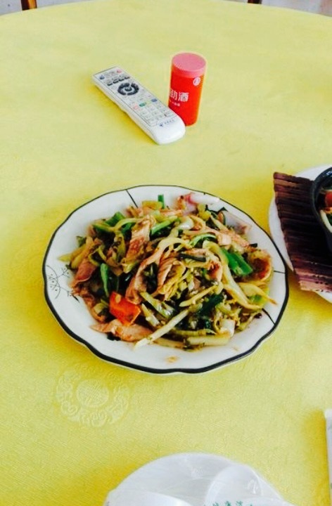 红炎炎农家菜老字号(金水台店)