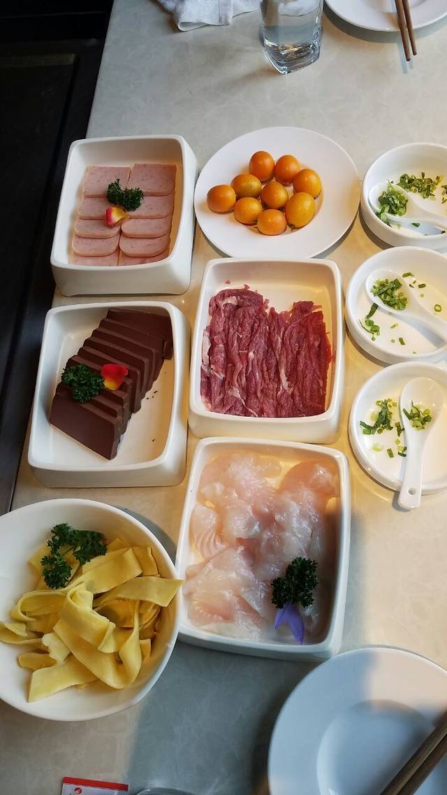 海底捞火锅(崇文门新世界百货店)