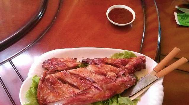 白音塔拉蒙古包饭店