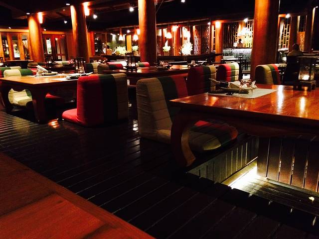 Talay Thai Restaurant & Bar