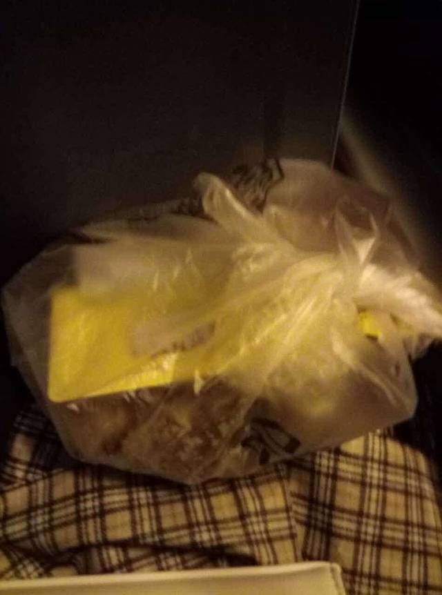 雅惠鸭脖鸭掌专卖(莲花山店)