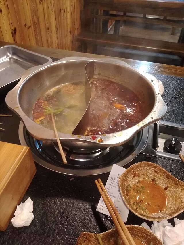 蜀猫串串香(新城商厦店)