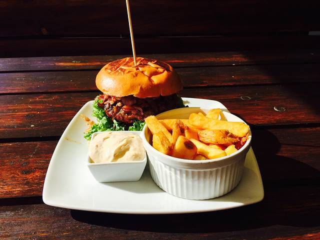 Cowboys Burger Saloon