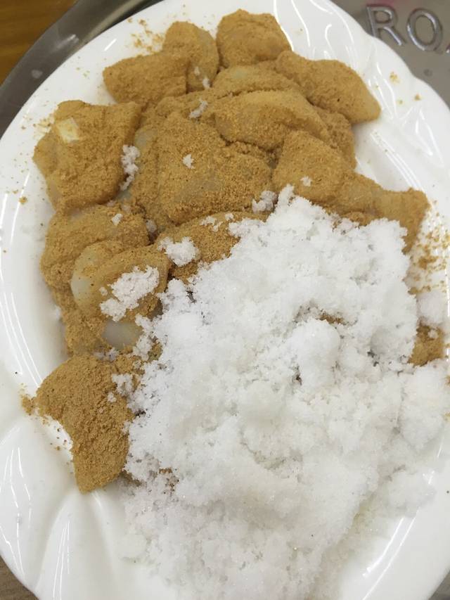 小黄牛朝鲜族特色汤饭馆(长白山店)