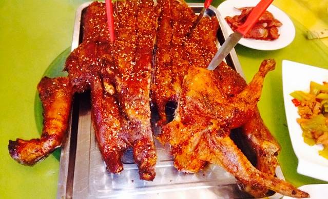 老兵休闲庄易氏特色烧烤