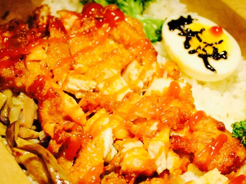 湘香味脆皮鸡饭