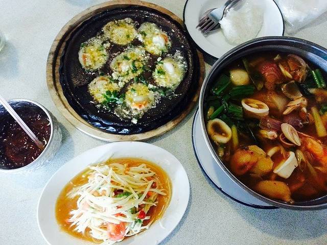 Pawat Somtum Seafood