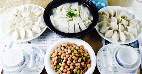 黑家饺子馆(钢铁北路店)