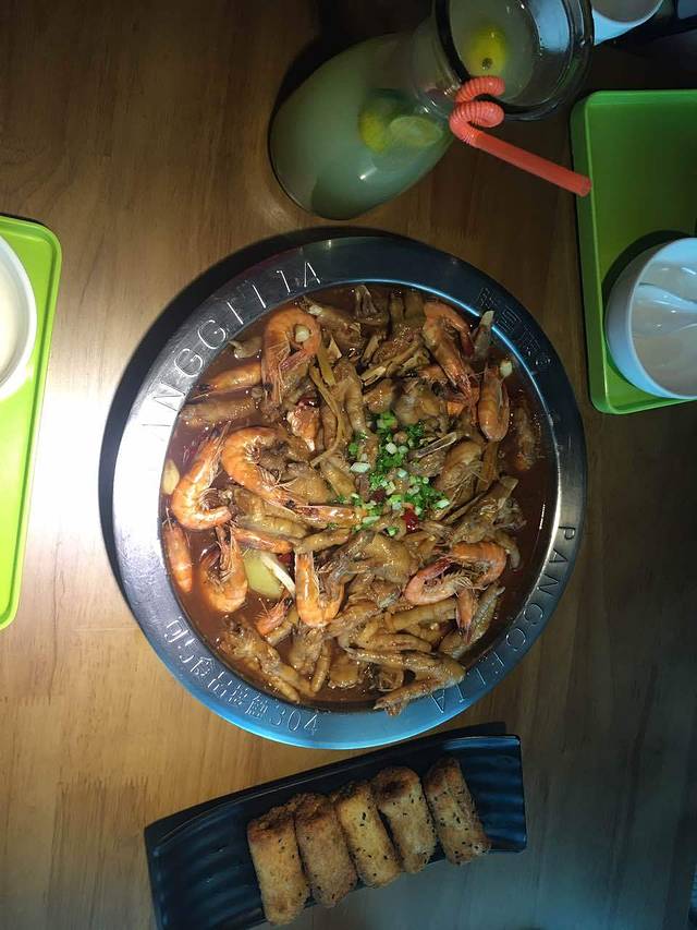 胖哥俩肉蟹煲(万达店)