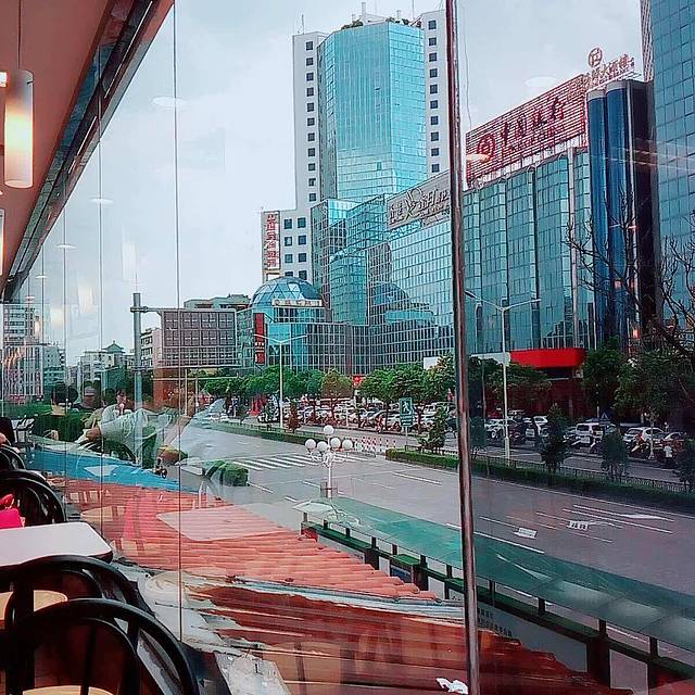 麦当劳(东湖店)