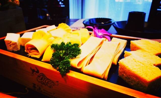 手选潮汕鲜牛肉火锅(机场万达店)