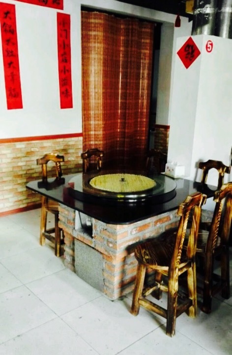 农家土锅炖(扬子路店)