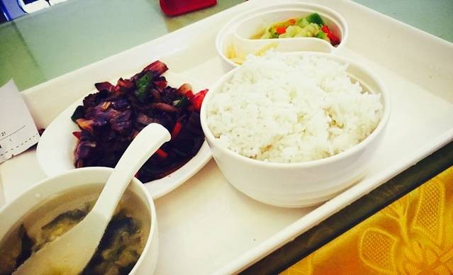 谢记牛骨粉·家常菜(总店)