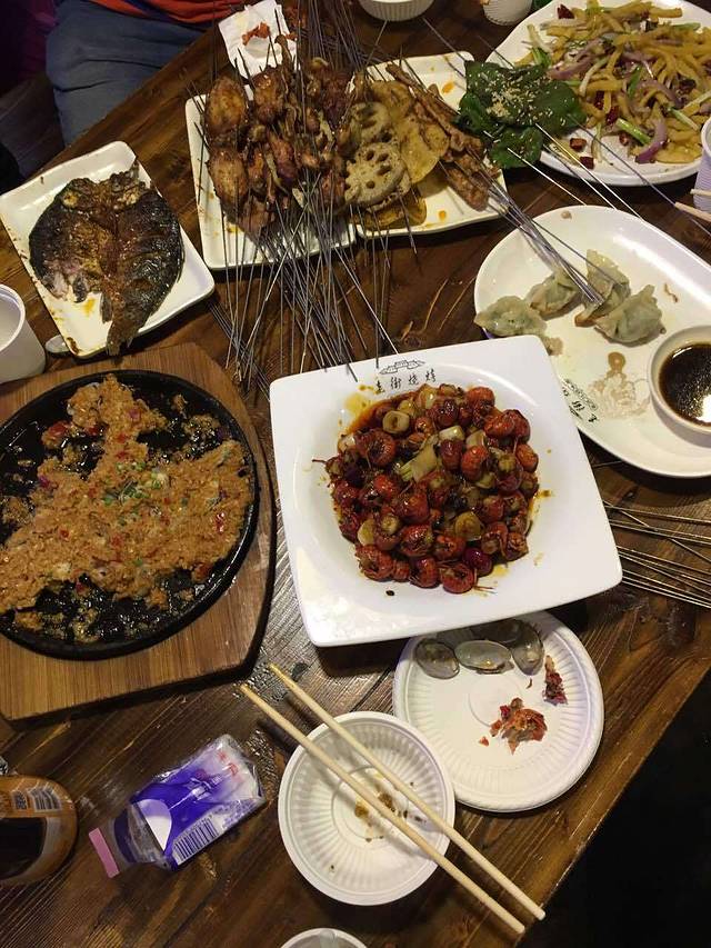 武汉老街·鲜货烧烤(宗关店)