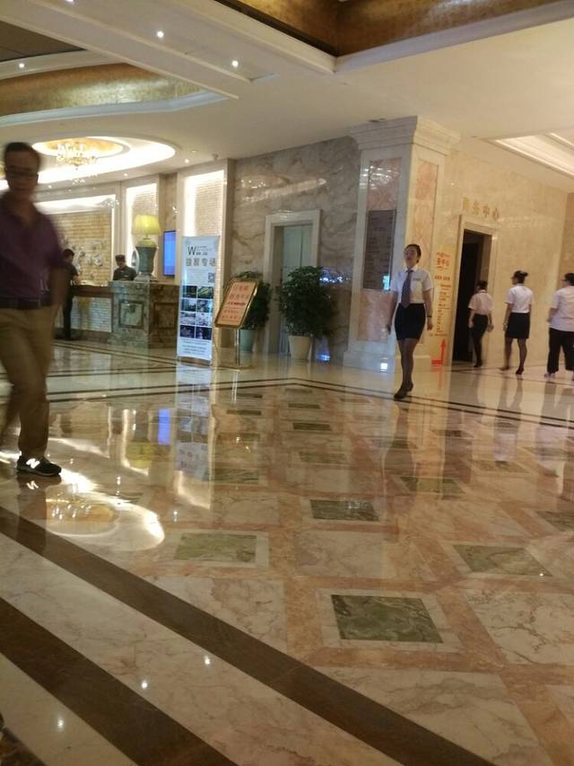 万佳国际酒店·阳光空中西餐厅