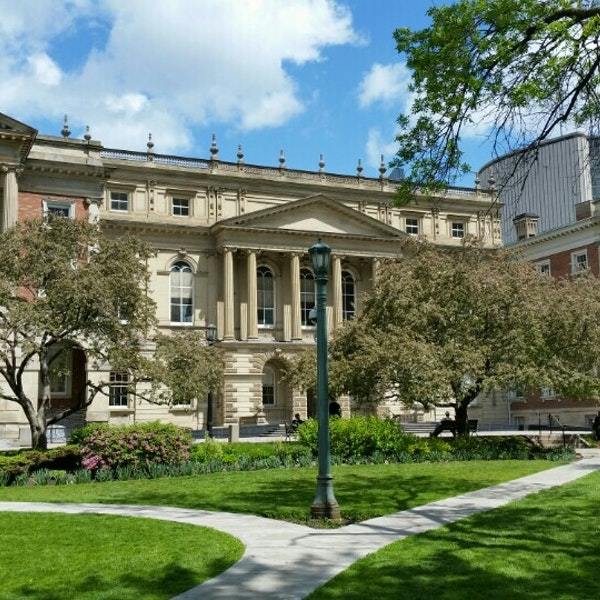 Osgoode Hall Restaurant