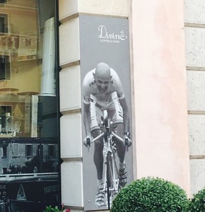 Divine Coffee & Wine