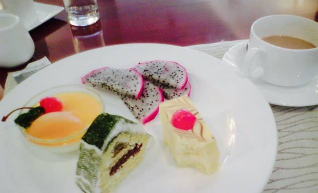 华山国际酒店-自助餐厅