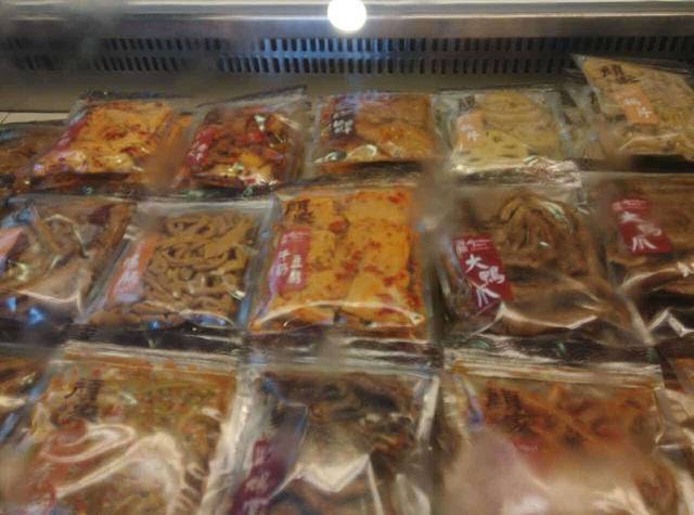 颜家辣酱鸭(林校店)