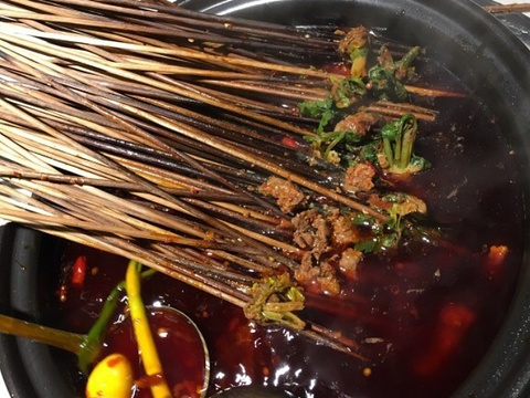 钢管厂五区小郡肝串串香(海椒市店)