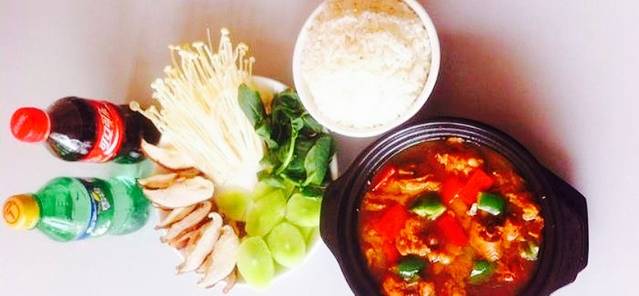 泉聚阁黄焖鸡米饭(丹阳总店)