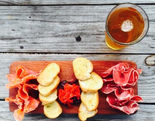 Craft Tasting Room and Growler Shop