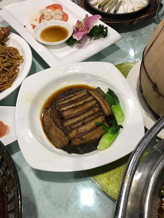 启海渔港(金沙江路店)