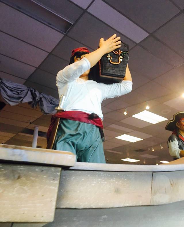 Pietro's Pizza & Pirate Adventure