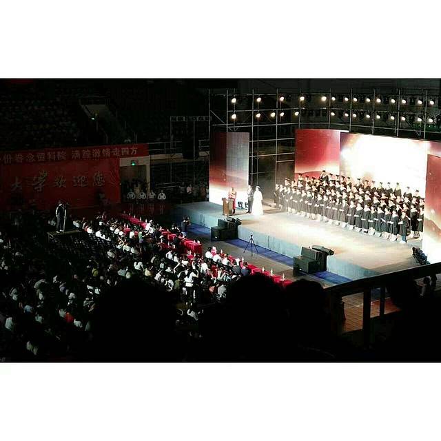 华莱士·全鸡汉堡(火车站店)