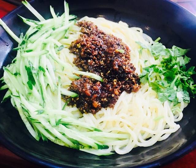 韩毅骨汤面(唯美主邑店)