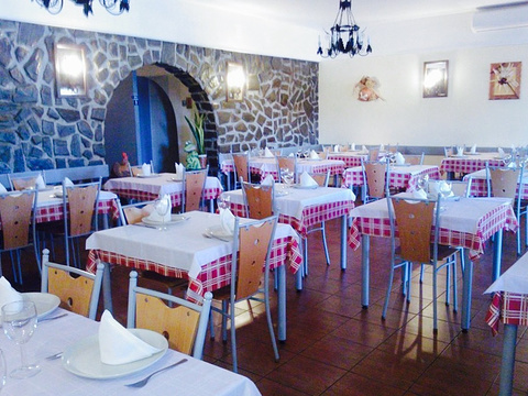 Restaurante Dom Franguito旅游景点图片