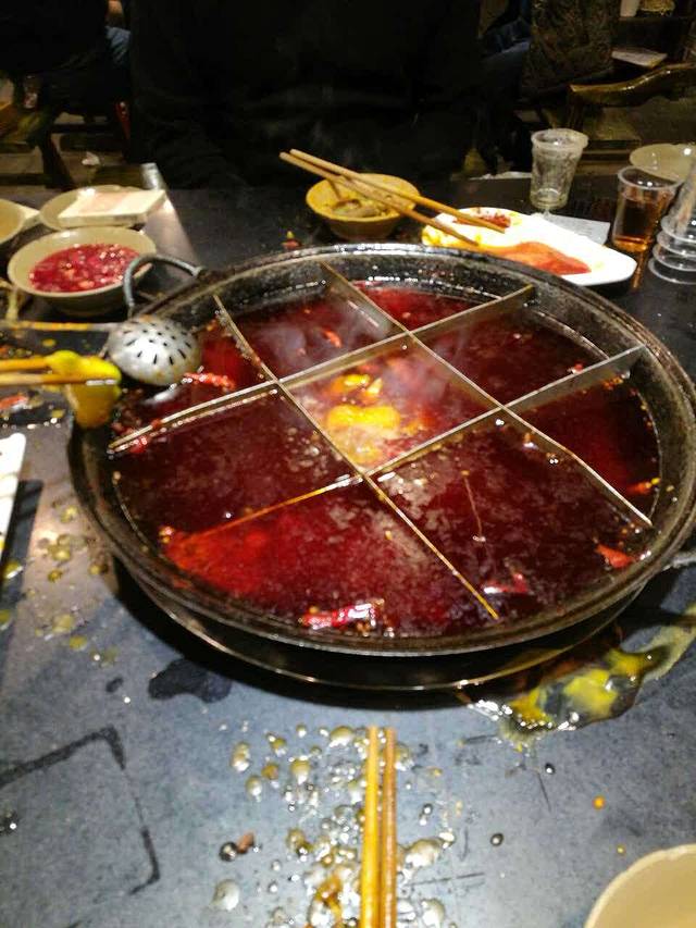 渝宗老灶火锅(鸳鸯美利山店)