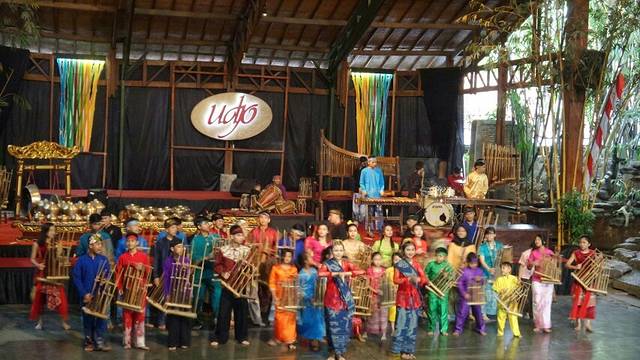 Saung Angklung Udjo