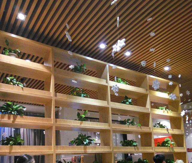 牛匠鲜道牛市鲜牛肉火锅(虹桥店)