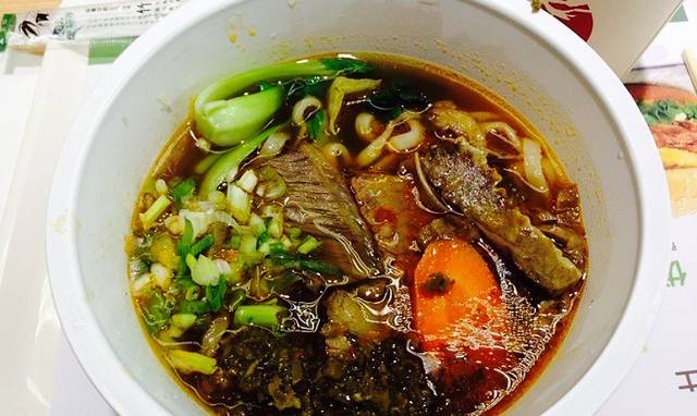 康师傅私房牛肉面(机场店)