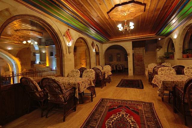 Hidden Cave Hotel Restaurant