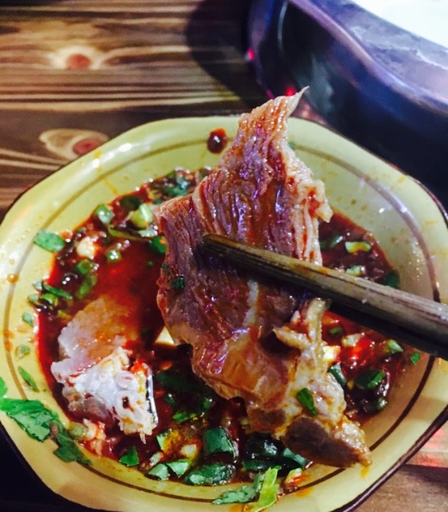 一品香涮烤牛肉汤锅