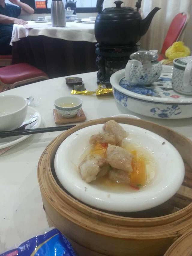 美华海鲜酒家(汇丰商业大厦店)