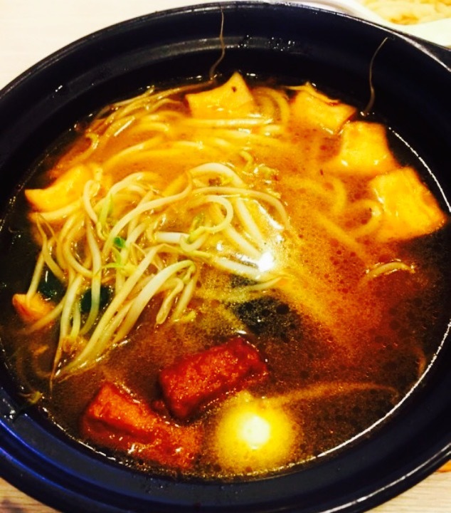 李师傅过桥米线(李村店)