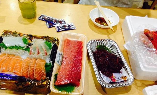 海鮮寿司とれとれ市場