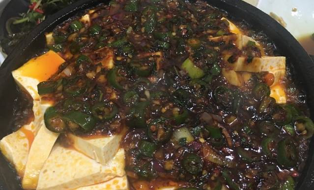 东北小二东北菜(大车家巷店)